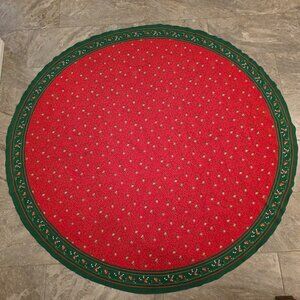 vintage holiday tablecloth Red Green & Gold circular Table 65"